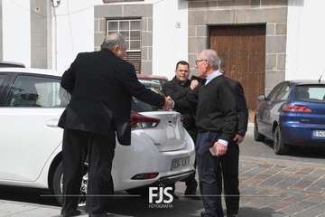Visita del nuncio del Papa a la Basílica de Telde/Francisco Javier Santana y Antonio Alí.